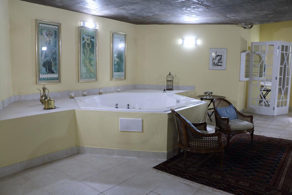 Villa Serena Bed & Breakfast Embu Luaran gambar