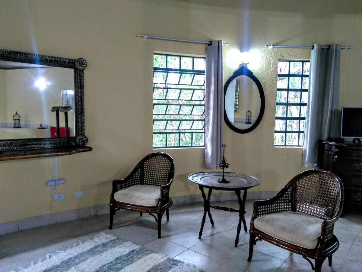 Villa Serena Bed & Breakfast Embu Luaran gambar