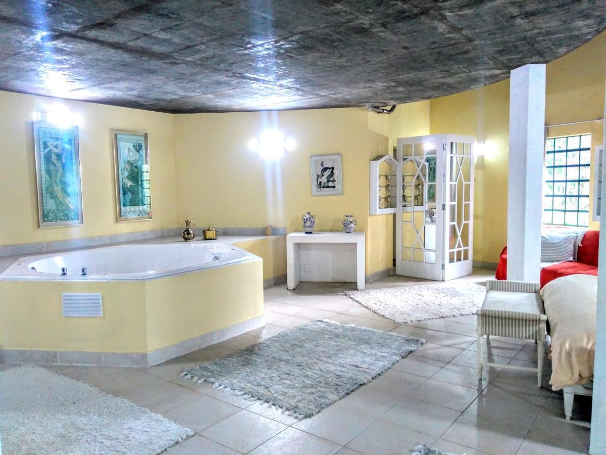 Villa Serena Bed & Breakfast Embu Luaran gambar